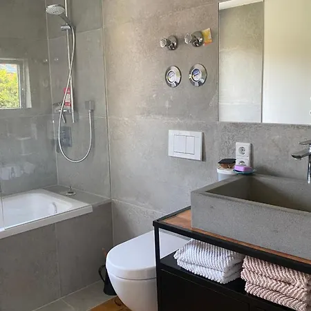 Modern Und Sonnig Wohnen Appartement